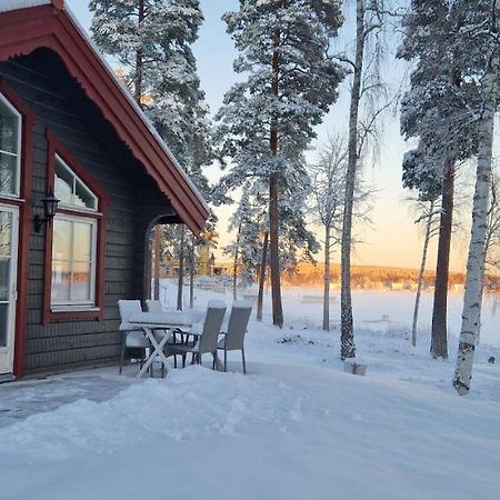 Lakeside Log Cabin Fraemby Udde Фалун Экстерьер фото