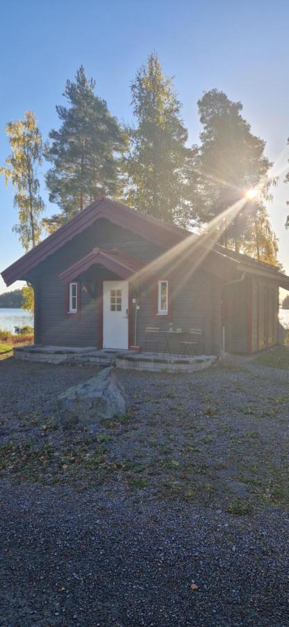 Lakeside Log Cabin Fraemby Udde Фалун Экстерьер фото